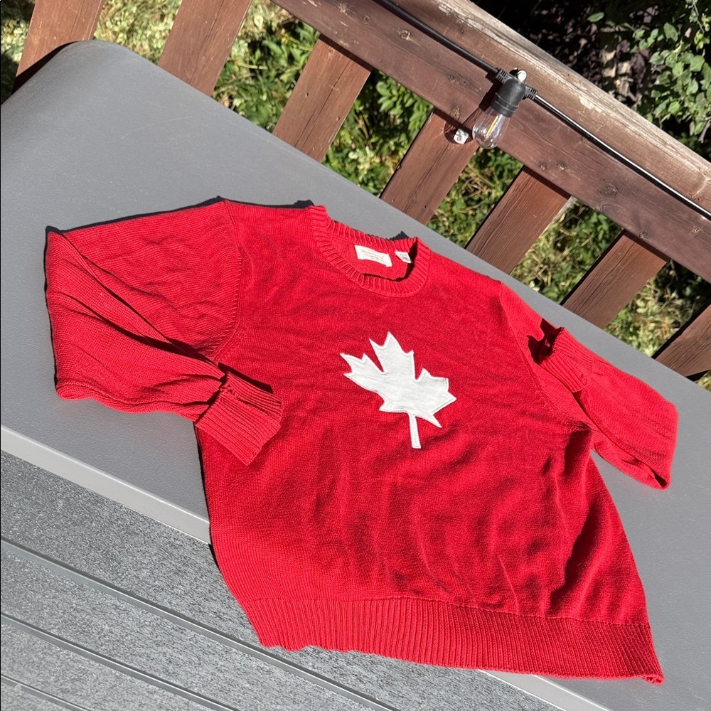 Weatherproof Red Crewneck Sweater with White Canada Maple Leaf NWOT XL